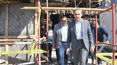 محافظ الغربية يتفقد مشروعات الرصف والتطوير بطنطا