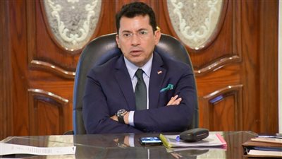 وزير الرياضة يوجه اللجنة الطبية العليا بالاطمئنان على لاعب المقاولون بعد فقدانه للوعي 