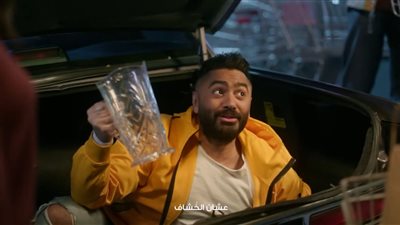 رغم وقف حفلاته بسبب غزة، تامر حسني يشارك في حملة إعلانية لصالح إحدى شركات المقاطعة 