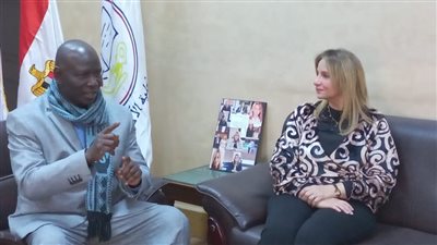 عميد آداب عين شمس تستقبل مستشار ثقافي أول بسفارة غينيا لبحث سبل التعاون