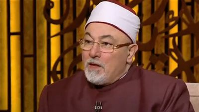 بعد واقعة سحل سيدة الشرقية، هل المعتدي على والديه له توبة؟ خالد الجندي يجيب (فيديو) 