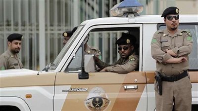 وسائل إعلام بالمملكة: مصري يقتل أكاديميا سعوديا ويصيب زوجته بغرض السرقة 