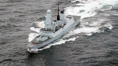 السفينة الحربية البريطانية دايموند تعود للبحر الأحمر، اعرف السبب