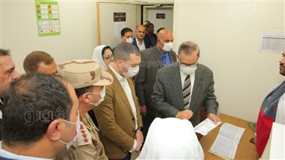 بطاقة 32 ماكينة، محافظ كفر الشيخ يفتتح قسم الغسيل الكلوى بمستشفى بيلا المركزى