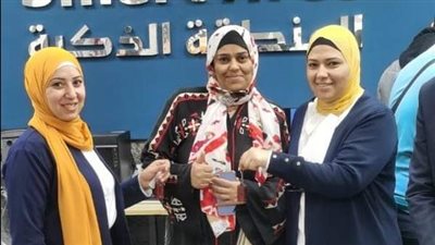 القناة للكهرباء توزع فوانيس رمضان على العملاء (صور) 