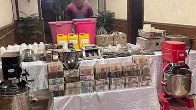 ضبط أجنبي يدير مصنعا للإستروكس في القطامية 