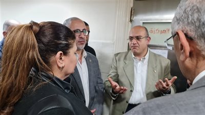 وكيل رياضة الاسكندرية يزور أحمد رفعت لاعب فيوتشر بالمستشفى