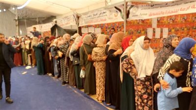 إقبال كبير على معارض الغرفة التجارية للسلع الغذائية بالبحيرة 