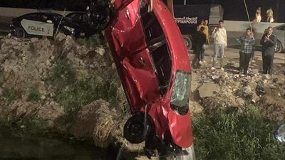 انتشال سيارة ملاكي من ترعة الإسماعيلية 