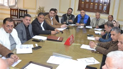 تقنين أوضاع مركبات الميني فان بديل التوك توك في بعض المراكز بالبحيرة 