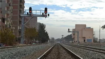 لمتابعة القطارات لحظة بلحظة، النقل تبرز دور برج إشارات ديروط بعد تطويره (فيديو)