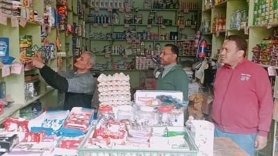 ضبط 55 جوال دقيق و3 أطنان سكر مدعم في السوق السوداء بالجيزة