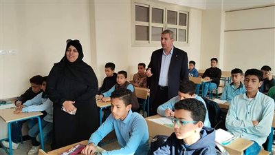 وكيل تعليم دمياط يؤكد ضرورة متابعة الغياب اليومي للطلاب والمعلمين