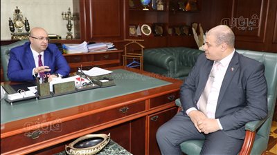 محافظ بني سويف يتابع استعدادات التعليم للمشاركة بالمشروع الوطني للقراءة