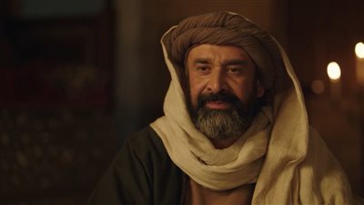 بمعلومات موثقة، أحمد الطاهري يرد على جدل اللهجة العامية في مسلسل الحشاشين