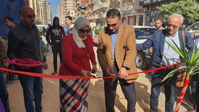 وكيل تموين الإسكندرية ورئيس حي المنتزه ثانٍ يفتتحان معرض أهلا رمضان بمنطقة طوسون