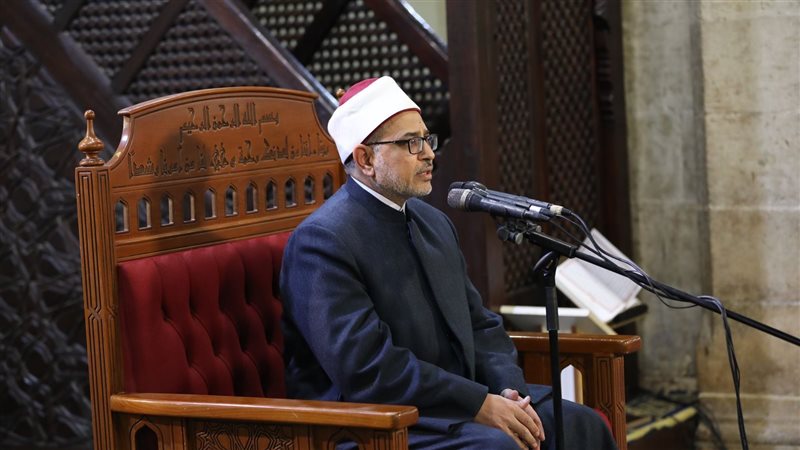الدكتور سلامة داود،