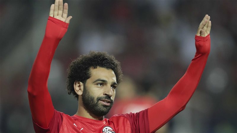 محمد صلاح قائد منتخب