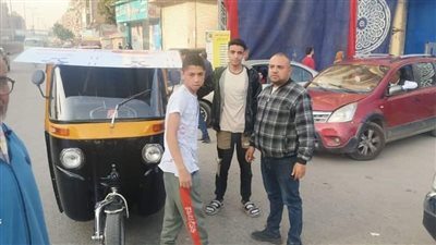 ضبط 10 تكاتك خلال حملة مكبرة بترعة الزمر في الجيزة (صور)