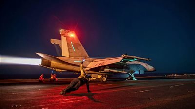 واشنطن تعلن تدمير 4 مسيرات وصاروخ حوثي داخل اليمن