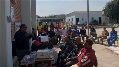 مياه الفيوم تدرب الغطاسين على التعامل مع انسدادات الصرف في أعماق كبيرة