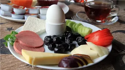 أهمية وجبة السحور، يجب أن تكون مكتملة العناصر