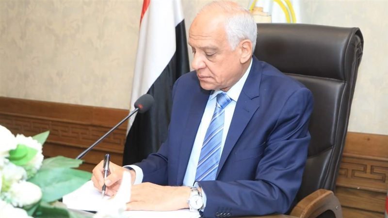 محافظ الجيزة اللواء