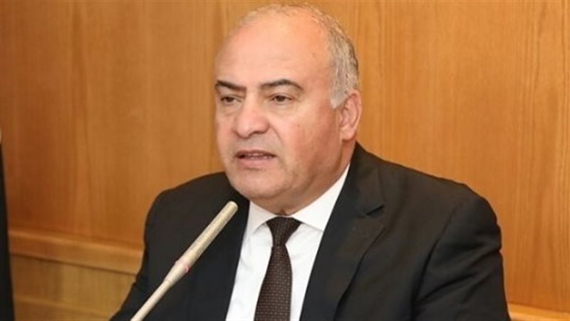 محافظ قنا، فيتو