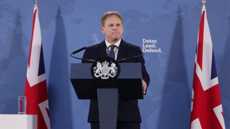 وزير الدفاع البريطاني