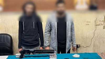 مباحث القاهرة تضبط 5 عاطلين بحوزتهم حشيش و15 قطعة سلاح ناري (صور)