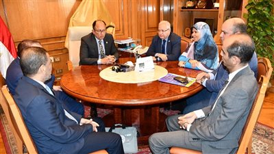 جامعة حلوان تناقش مع مركز بحوث الفلزات تعزيز التعاون المشترك