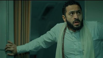 حمادة هلال: جالي ديسك بسبب مشاهد العفاريت في المداح (فيديو)