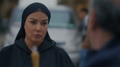 شخص مجهول يحرق ميكروباص سمية الخشاب في الحلقة الخامسة من بـ100 راجل 