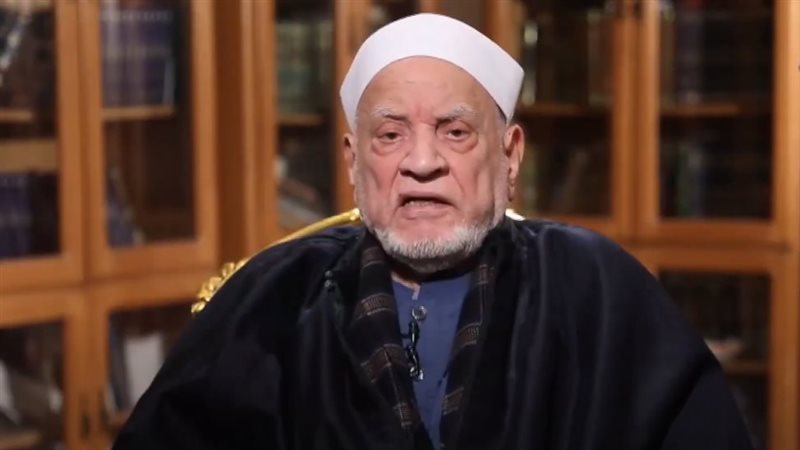 الدكتور أحمد عمر