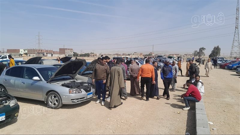 سوق السيارات المستعملة