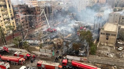 التحقيقات الأولية: النيران التهمت محتويات 42 شقة في حريق استوديو الأهرام (صور)