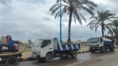 سقوط أمطار خفيفة على الإسكندرية مع بدء نوة الشمس الكبيرة 