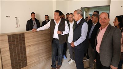 انتقد تباطؤ التنفيذ، وزير الصحة يتفقد مشروع إنشاء مستشفى طوخ المركزي الجديد