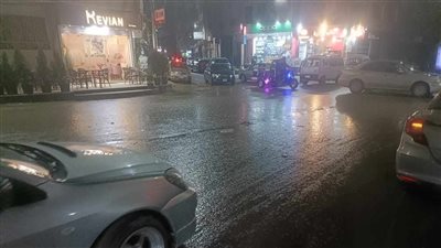 بعد تحذيرات الأرصاد، أمطار غزيرة تضرب قنا ورفع درجة الاستعداد خوفا من السيول (فيديو)