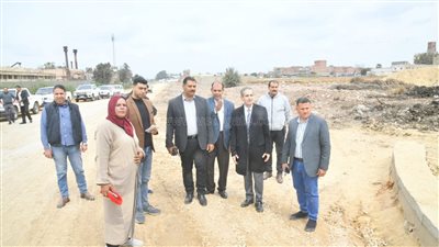محافظ الغربية: مستمرون في تنفيذ خطط الرصف والتطوير في جميع الأحياء والمدن