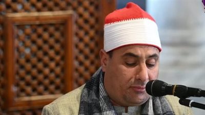 تلاوة خاشعة للقارئ الشيخ كارم الحريري (فيديو)