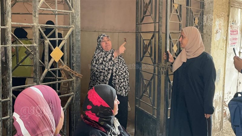 متضررون من حريق استوديو