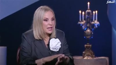 شيرين رضا تسخر من أحلام: هي شغالة في كوافير (فيديو)