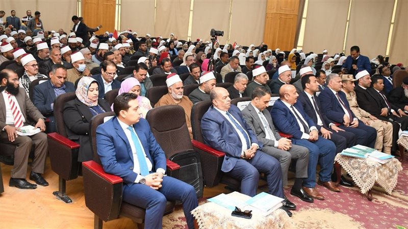الاحتفال بالذكري