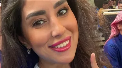 آيتن عامر تشيد بمسلسل نعمة الأفوكاتو لـ مي عمر