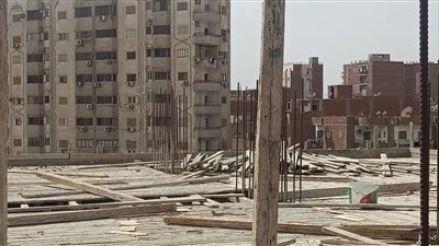 إزالة فورية لحالة تعدٍّ بناء بدون ترخيص بحي ثانٍ الإسماعيلية (صور) 