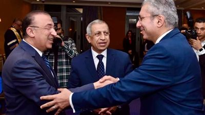 تخريج 90 صيدليا من برنامج إدارة الجودة بالتعاون مع الأكاديمية العربية