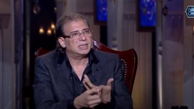  خالد يوسف يتحدث عن موقف طريف مع يوسف شاهين أثناء تصوير فيلم إسكندرية نيويورك (فيديو)