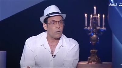 سعد الصغير: شوفت بوسي بتضرب جوزها بالشبشب ورفضت تسامح أبوها (فيديو)