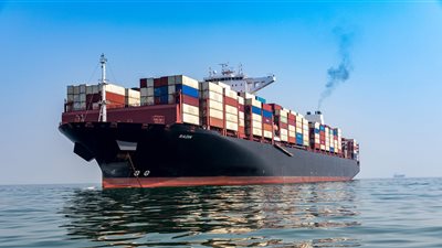 استراتيجية النقل لتطوير الأسطول التجاري المصري.. نقل 20 مليون طن بضائع سنويًا والوصول إلى 31 سفينة «أبرز الأهداف».. وكامل الوزير: مش باخد القروض أجيب بيها شيكولاتة 